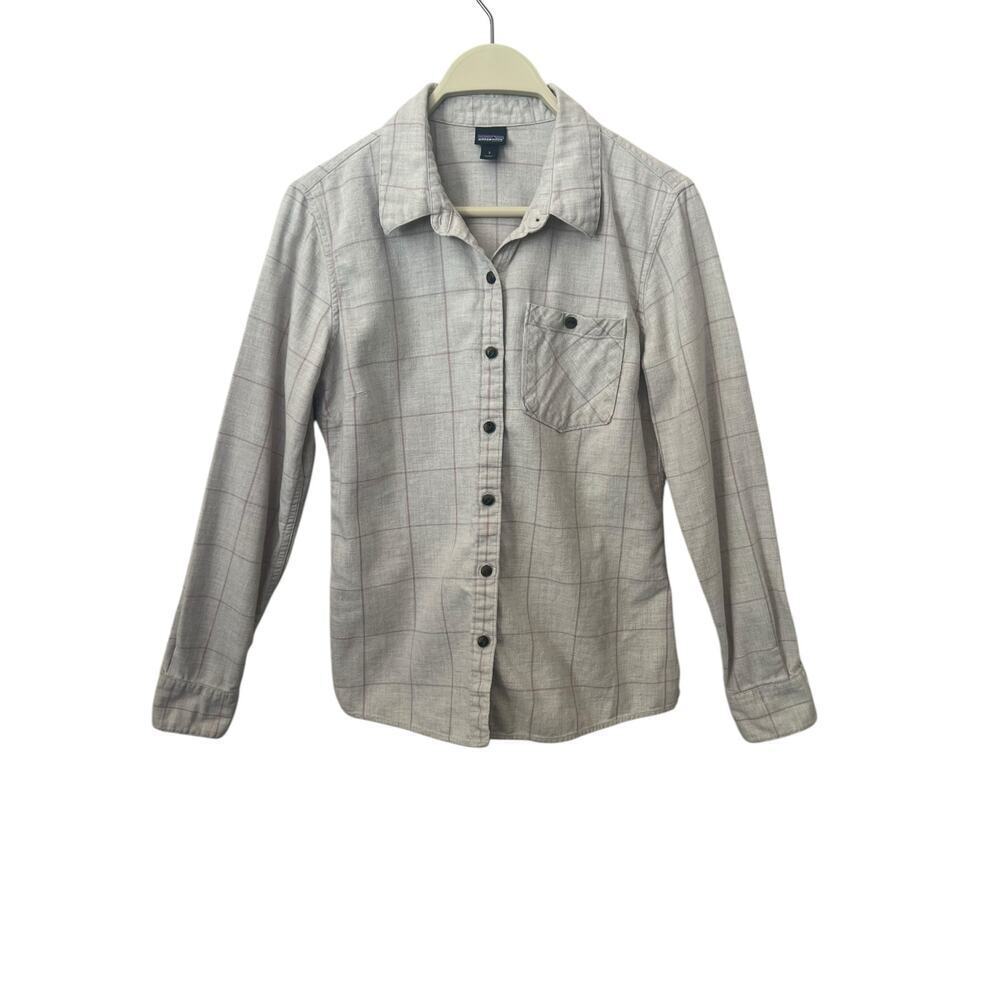 PATAGONIA WOMENS LONG SLEEVE BUTTON DOWN SHIRT CREAM AND PINK SIZE 2